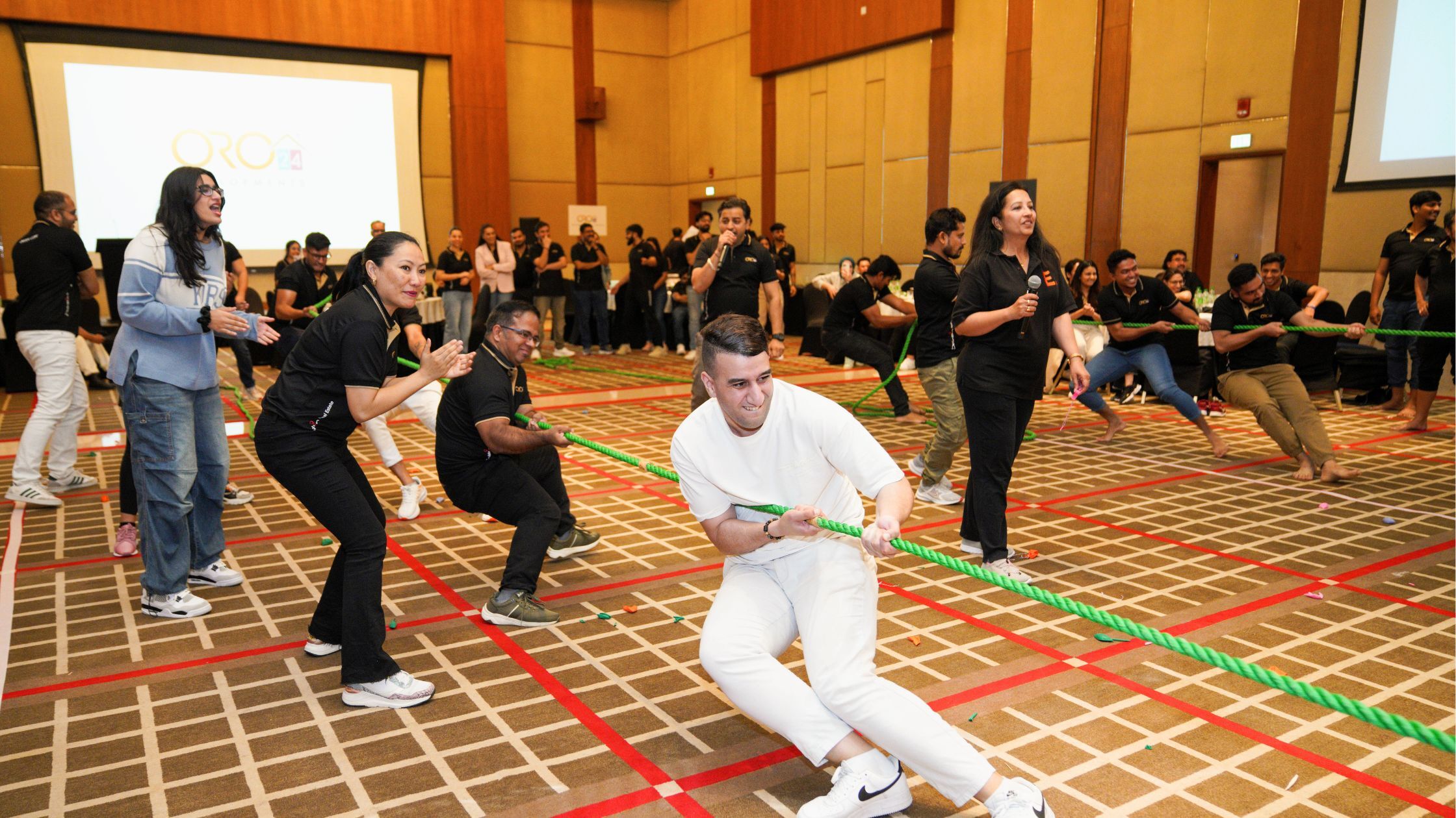 Indoor-Team-Building-Dubai