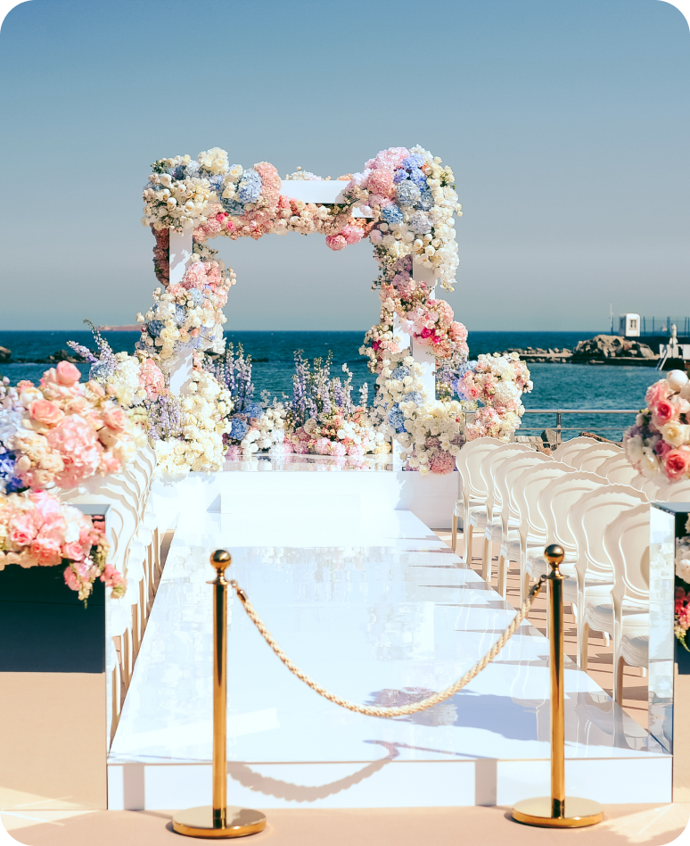 wonderful-wedding-ceremony-place-near-sea-decorated-by-flowers